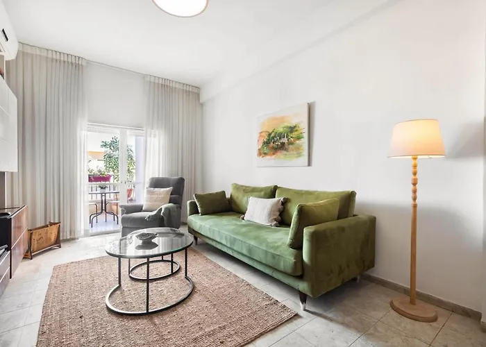 Ben Yehuda Elegant Green Charm With Shelter By Sea N Rent