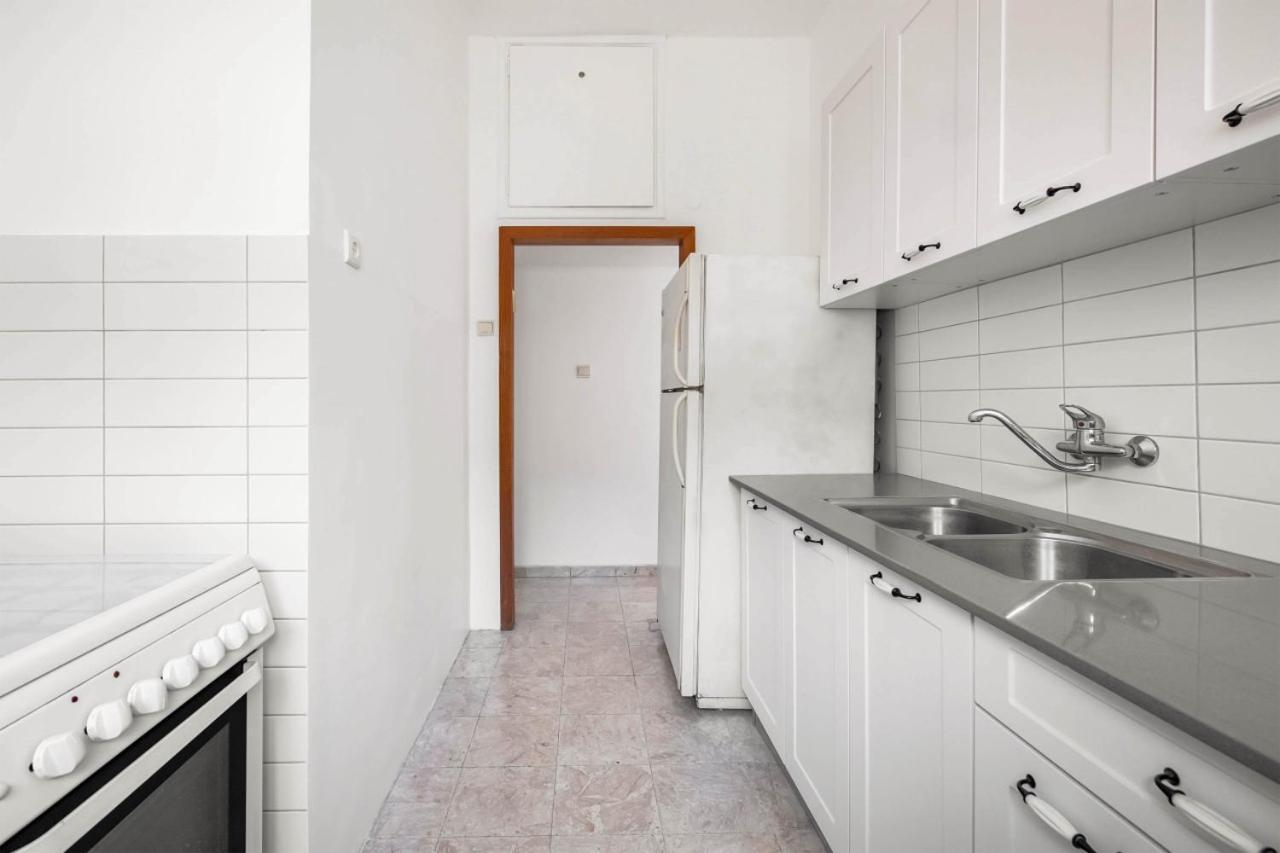 Apartment Ben Yehuda Elegant Charm With Shelter By Sea N Rent *
